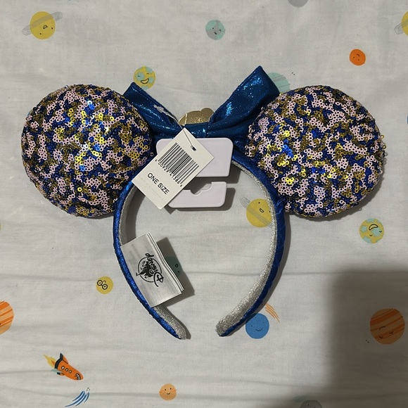 Disney Passholder Minnie Ears - Picture 2 of 3